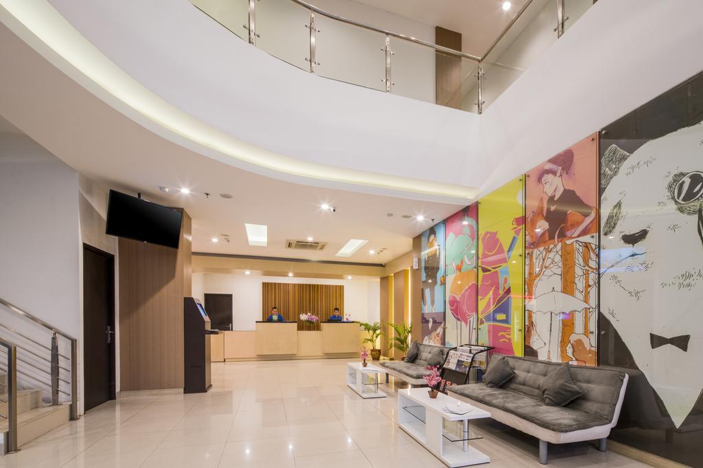 Hotel 88 Grogol Jakarta By Wh Exterior photo