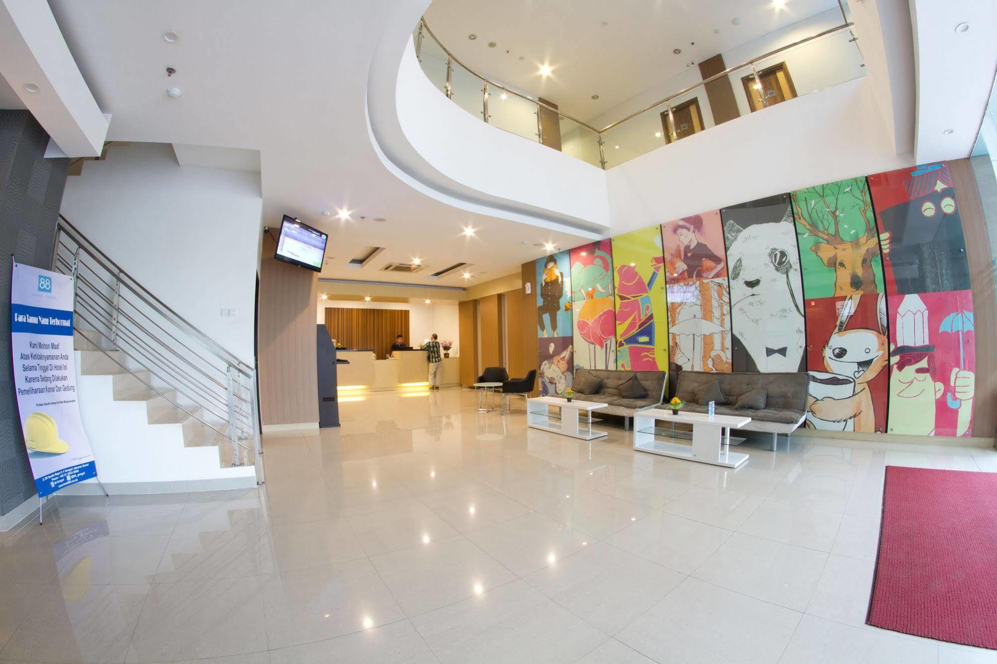 Hotel 88 Grogol Jakarta By Wh Exterior photo