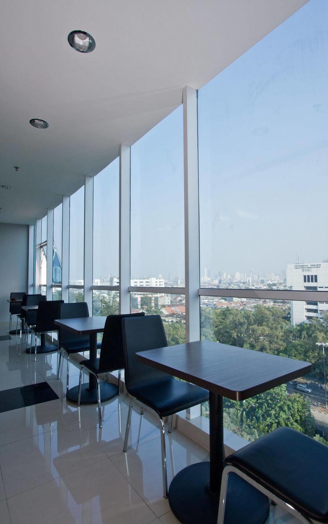 Hotel 88 Grogol Jakarta By Wh Exterior photo